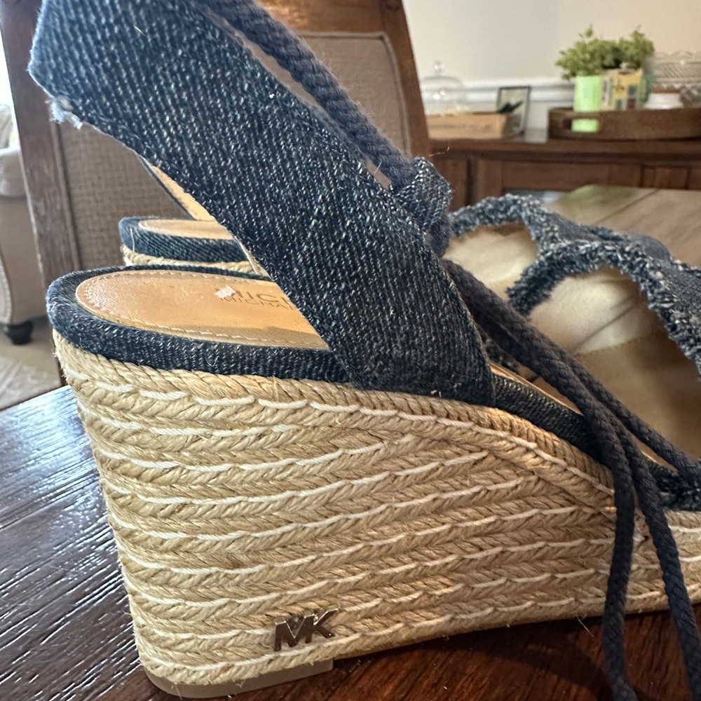 MICHAEL KORS Tibby jute wedge denim sandals sz 8 - Picture 3 of 5